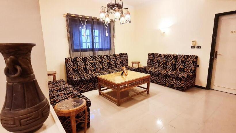اتاق استاندارد یک تخته با بالکن, Senmut Luxory Rooms