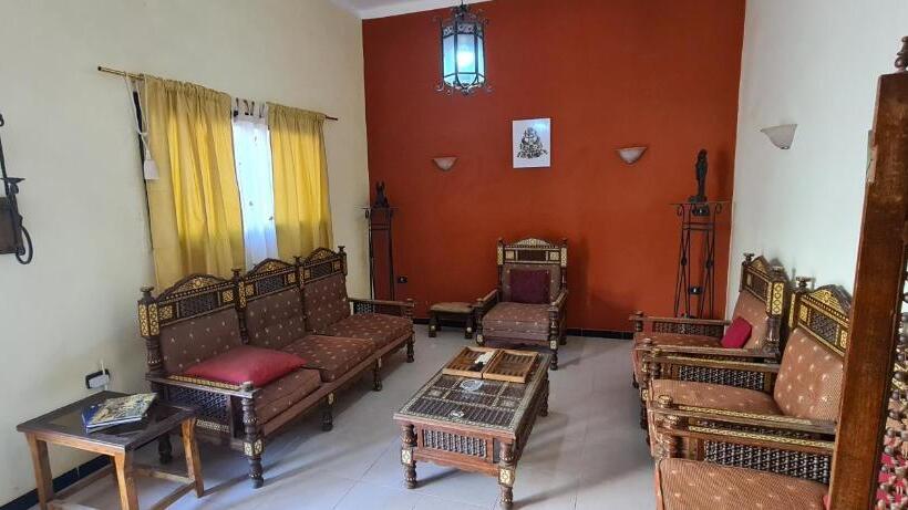 اتاق استاندارد سه تخته با بالکن, Senmut Luxory Rooms