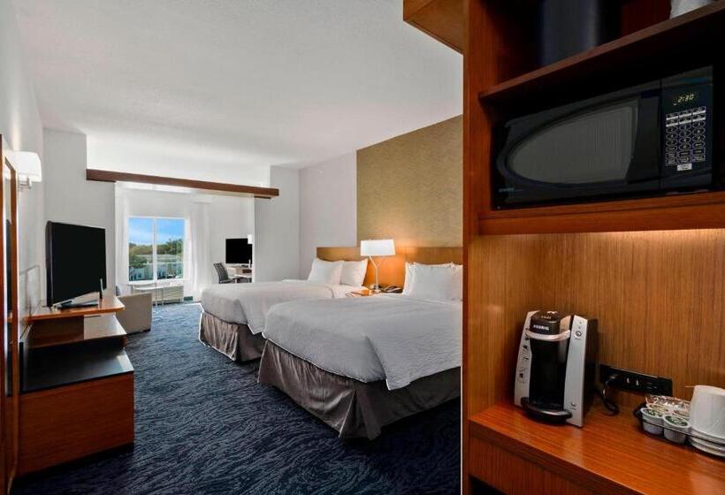 Люкс, Fairfield Inn & Suites By Marriott St Petersburg North