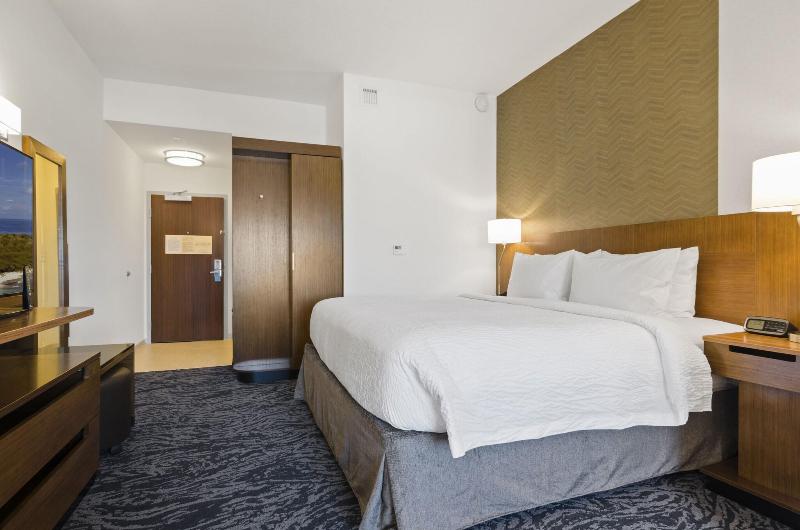 Стандартный Номер Кровать Кинг, Fairfield Inn & Suites By Marriott St Petersburg North