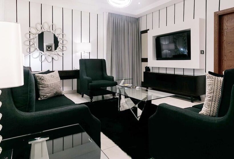 سوئیت پرزیدنت, Oak Plaza Suites