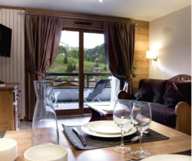 استودیوی استاندارد, Residence  Les Grandes Alpes