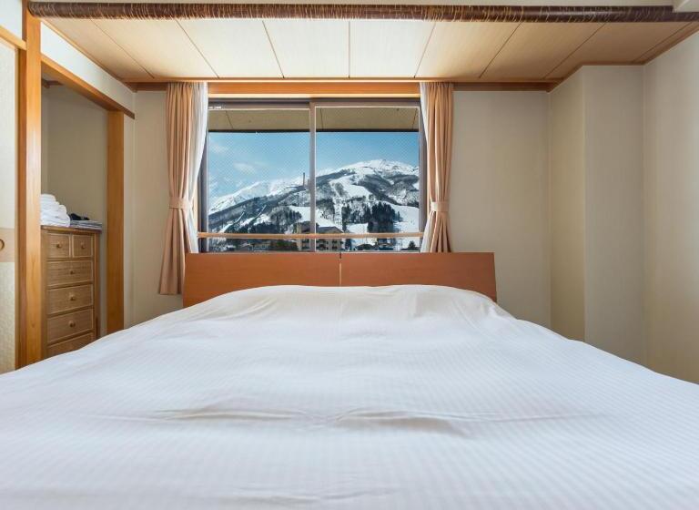 Семейный Номер, Hakuba Panorama