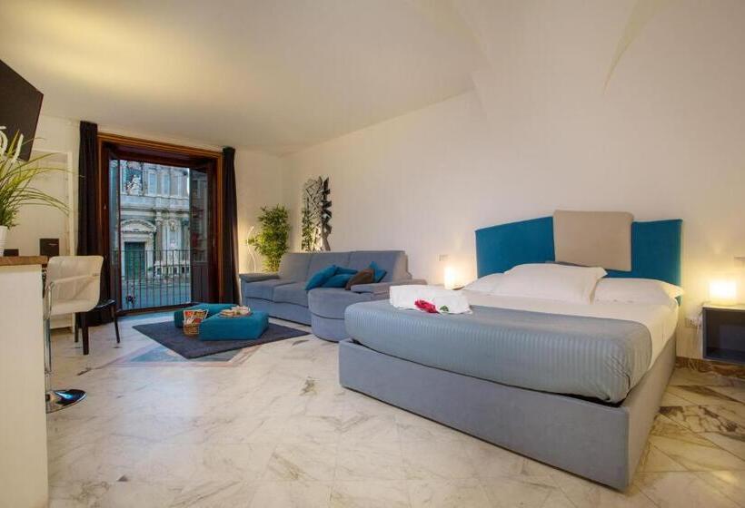 غرفة قياسية رباعية مزودة بشُرفة, Le Suites Del Duomo House