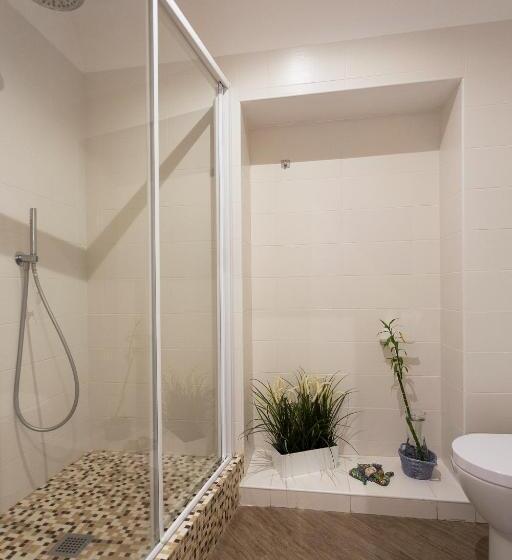 غرفة قياسية ثلاثية مزودة بشرفة, Le Suites Del Duomo House