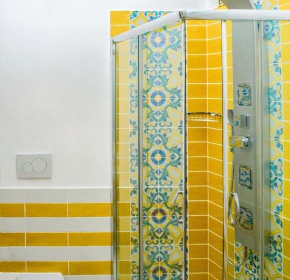 Номер Deluxe, Relais La Rupe