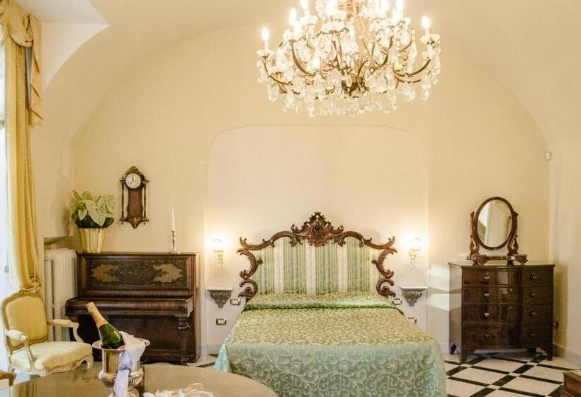 Номер Deluxe, Relais La Rupe