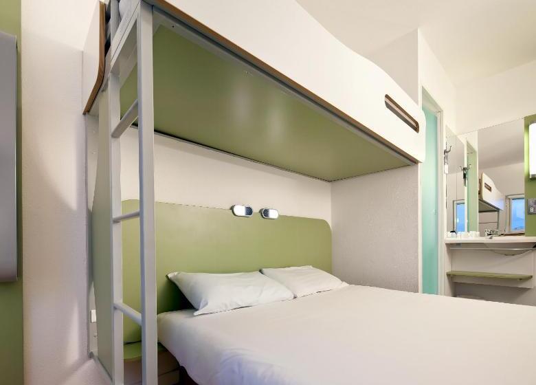 Трехместный Номер Стандарт с Двухъярусными Кроватями, Ibis Budget Beaconsfield