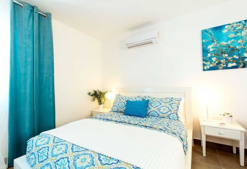Апартаменты Пентхаус 2 Спальни, Tropicana Suites Deluxe Beach Club & Pool