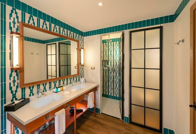 سوئیت جونیور با چشم‌انداز باغ, Ocean El Faro Resort - All Inclusive