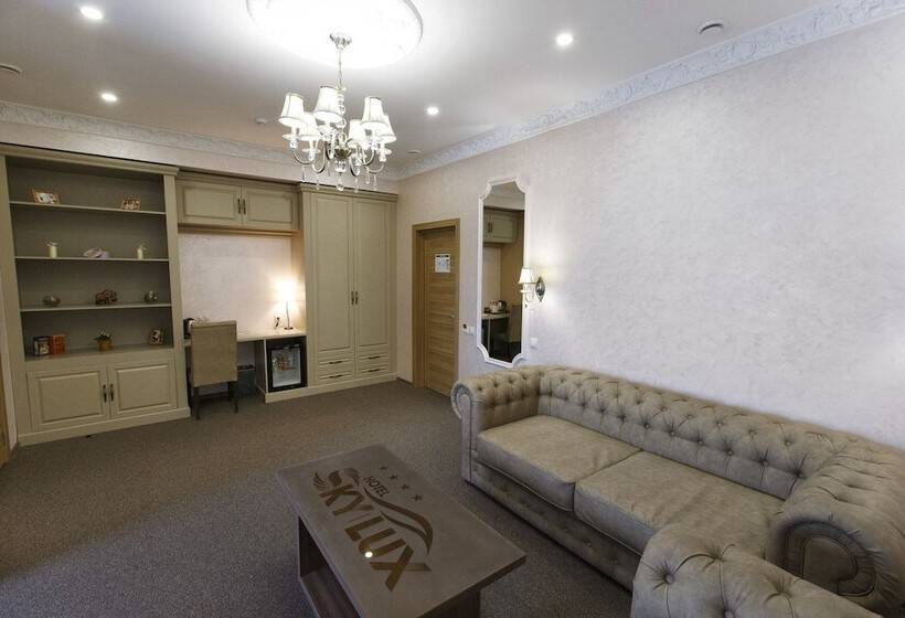 سوییت, Sky Lux Hotel & Spa