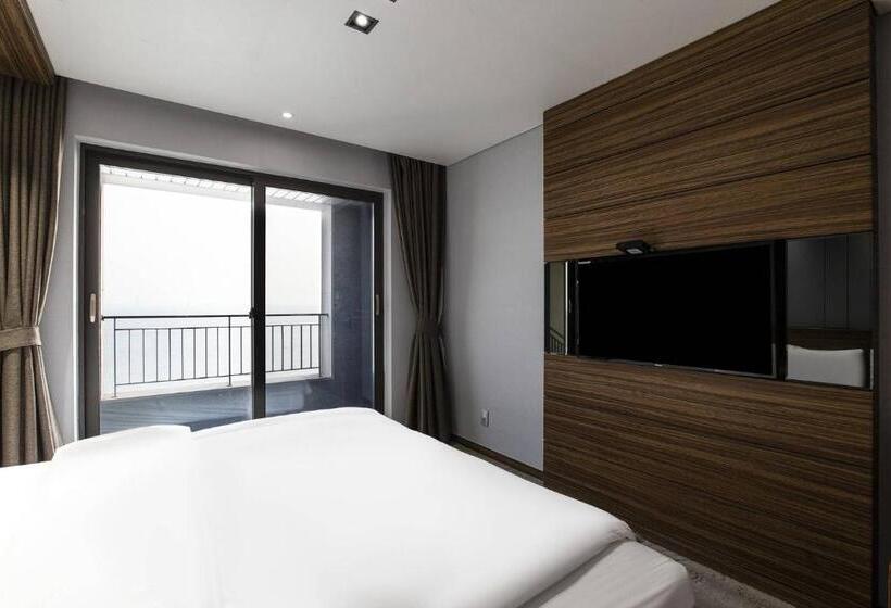 اتاق لوکس با تراس, Western Grace Hotel Incheon