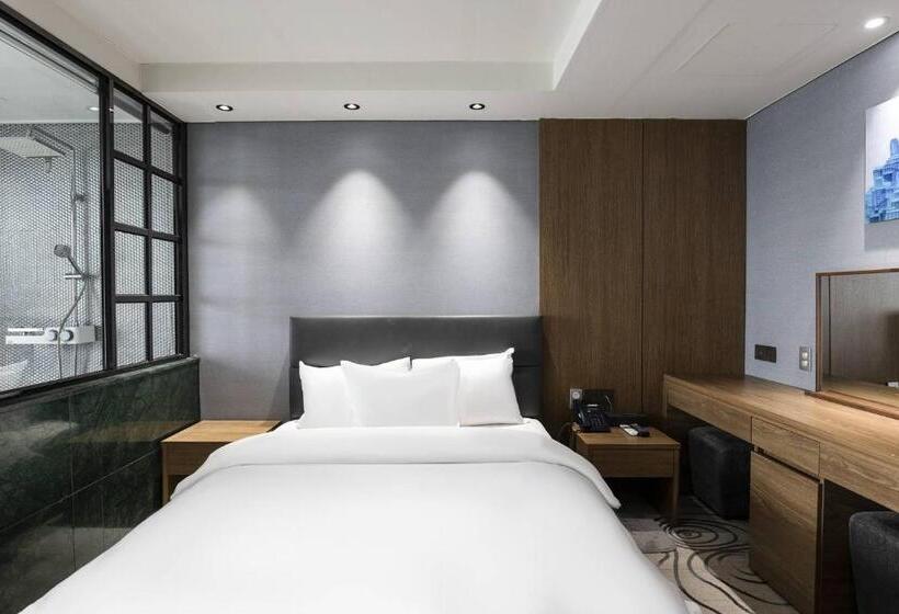 Premium room with terrace, Western Grace Hotel Incheon