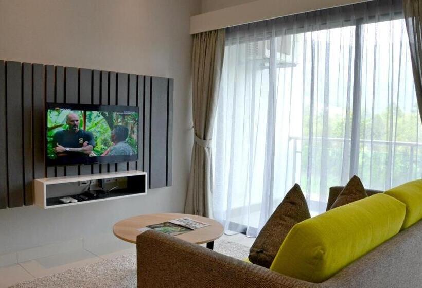Студио Стандарт с Балконом, Meru Suites At Meru Valley Resort