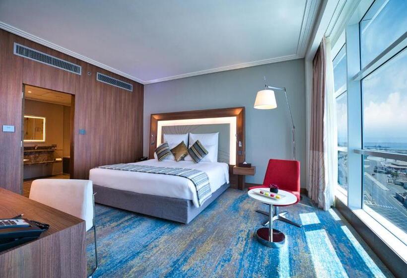Superior suite with pool view, Novotel Jazan