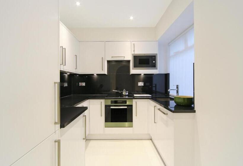 Апартаменты 1 Спальня, Queensgate Court