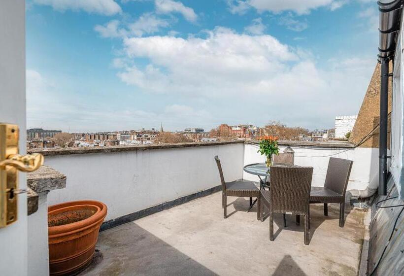 Апартаменты Superior 2 Спальни, Queensgate Court