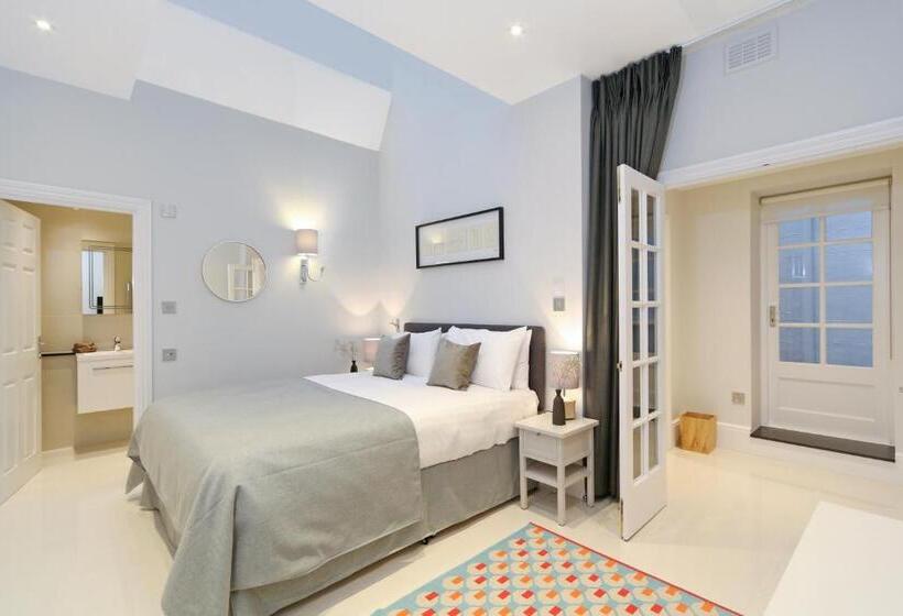 Апартаменты 3 Спальни, Queensgate Court