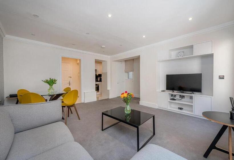 Апартаменты Deluxe 1 Спальня, Queensgate Court