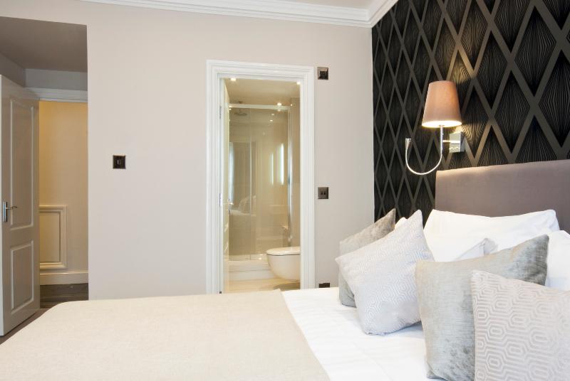 Апартаменты Deluxe 2 Спальни, Queensgate Court