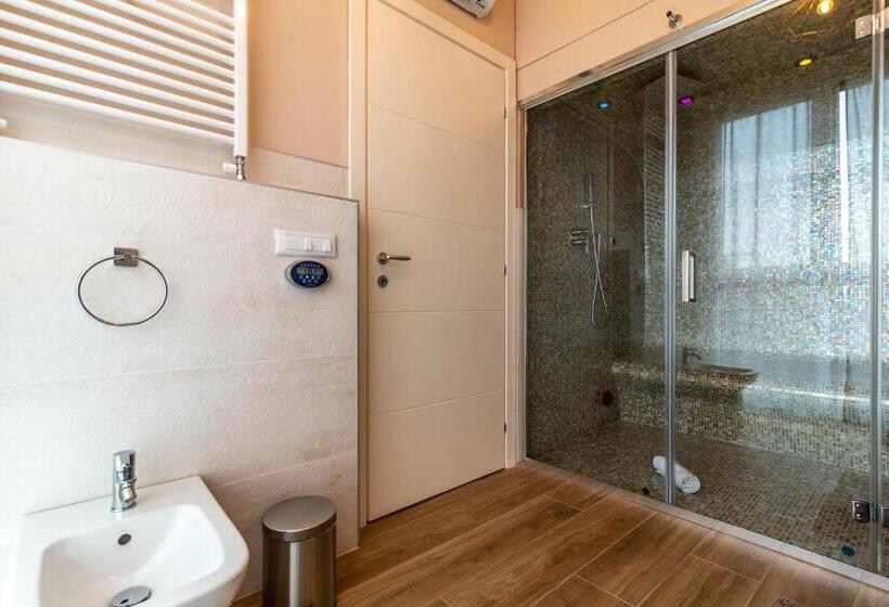 سوئیت با تخت بزرگ, 4 Star Suite Spa   Self Check In