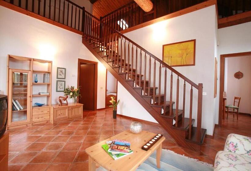 آپارتمان 3 خوابه, Agriturismo La Filanda