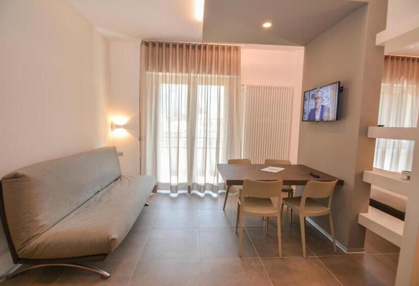 带1个卧室的豪华公寓, Residence La Porta Del Cuore