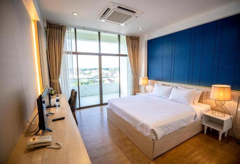 Номер Superior, Phrae Nakara