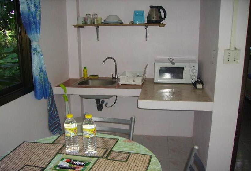 בקתה דלוקס, Kamrai Resort