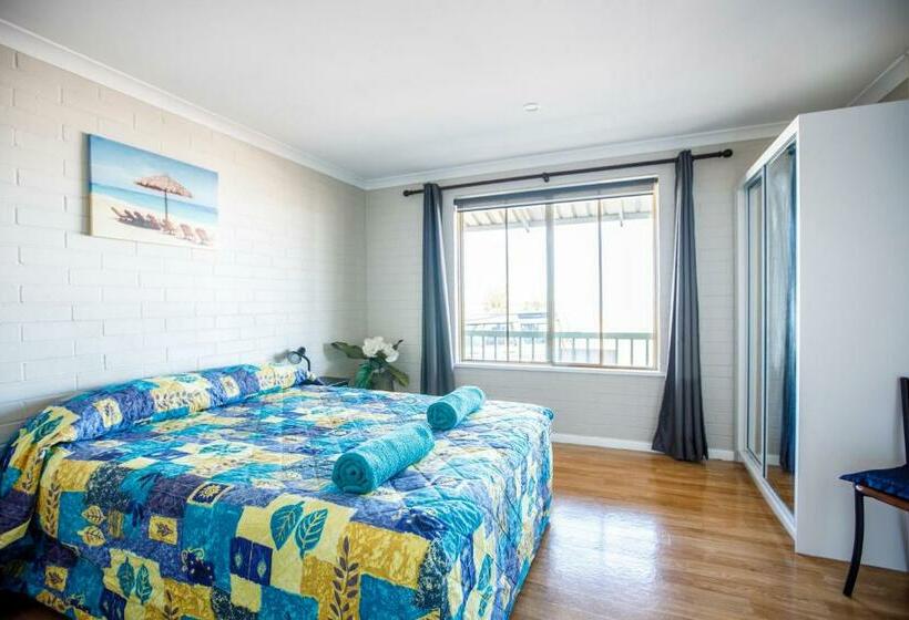침실 1개 바다 전망 아파트, Shark Bay Seafront Apartments