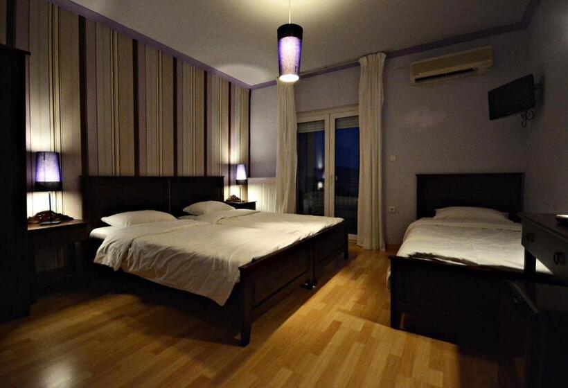 Номер Стандарт Трехместный, Guesthouse Vissinokipos   Biker Friendly   Motorrad