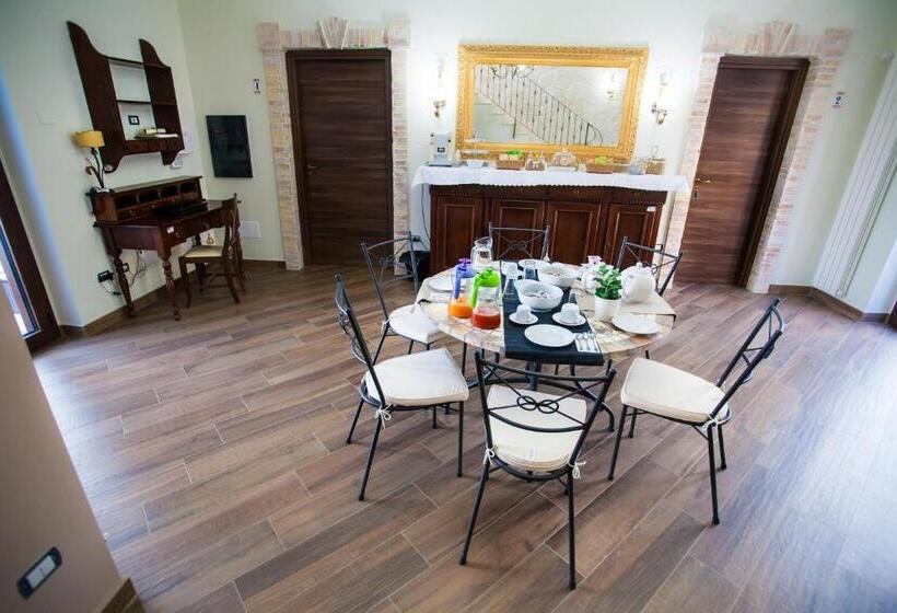 Трехместный Номер Deluxe Вид на Море, Villa Lù