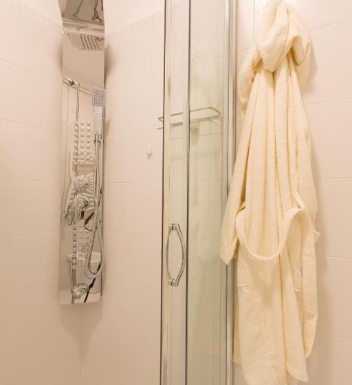 1 Bedroom Penthouse Apartment, Residence Perla Verde
