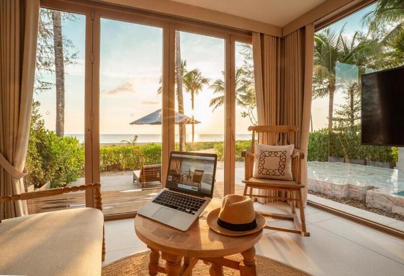 Вилла с 1 спальней и бассейном, Devasom Khao Lak Beach Resort & Villas