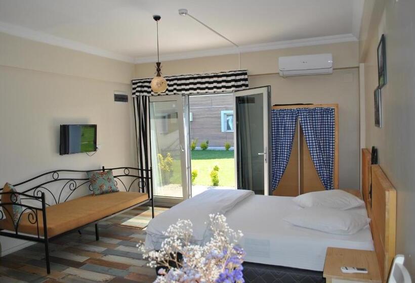 Номер Deluxe Кровать Кинг, La Vida Otel