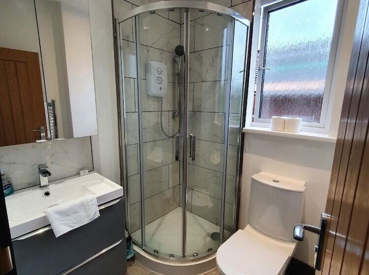 إستوديو ديلوكس, Devine Beach Hotel, Westcliff Southend-On-Sea