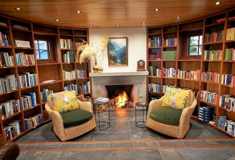 Апартаменты Deluxe 1 Спальня, Cabot Lodge