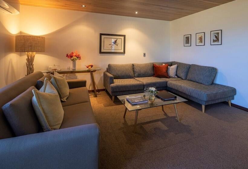 Апартаменты Deluxe 1 Спальня, Cabot Lodge