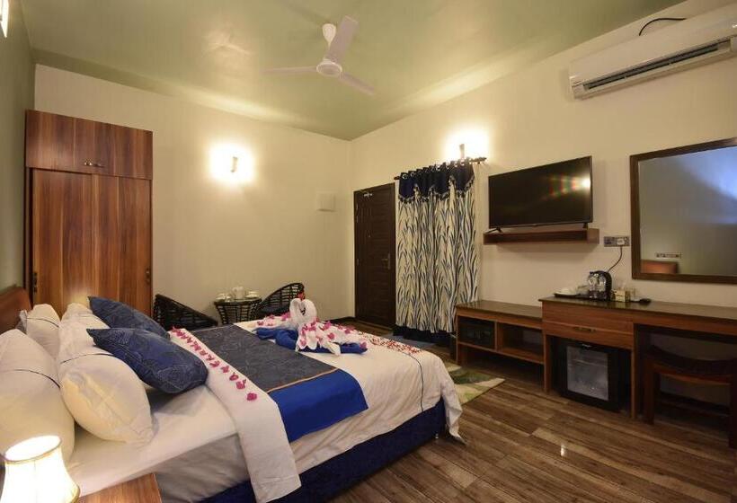 اتاق لوکس با تخت بزرگ, Island Home Inn
