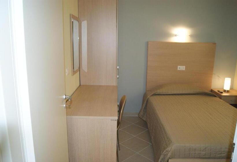 اتاق لوکس یک تخته, Guest House Golfo Xifonio