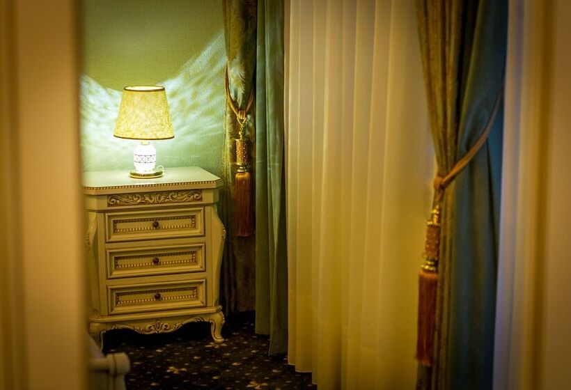 Апартаменты Deluxe 1 Спальня, Jmr Royal