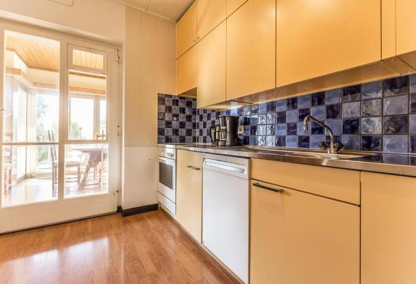 1 Bedroom Apartment Lake View, Casa Calina