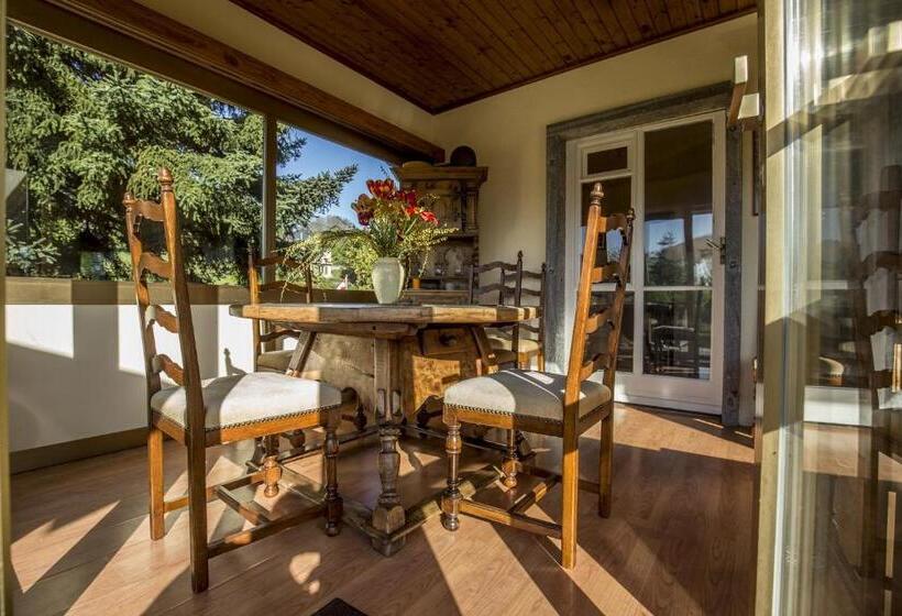 1 Bedroom Apartment Lake View, Casa Calina