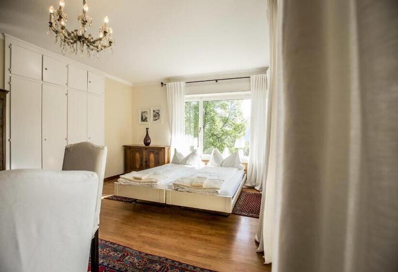 Студия Стандарт, Casa Calina