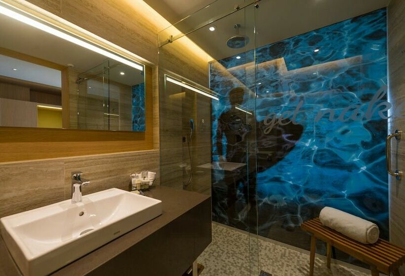 חדר סטנדרט מיטה זוגית עם נוף, Renaissance Cancun Resort & Marina