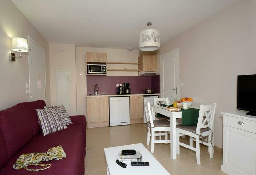 带1个卧室的带阳台的公寓, Residence Odalys Le Mas Des Alpilles