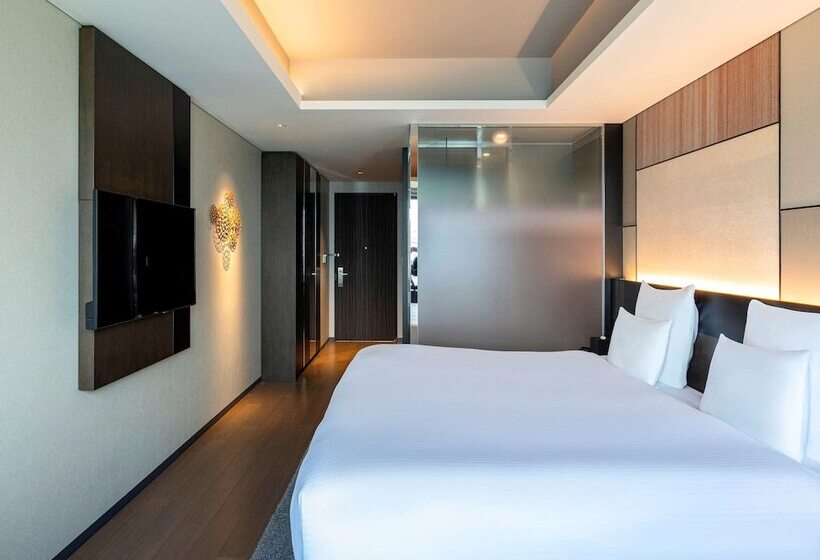 Номер Deluxe, Pullman Tokyo Tamachi