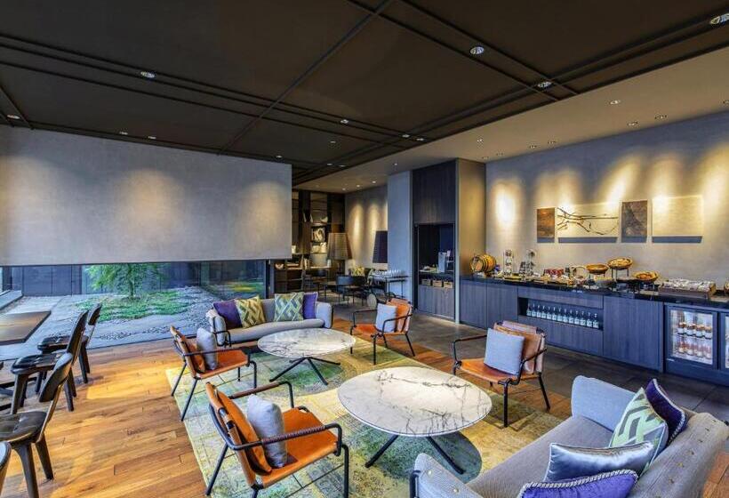 Номер Executive, Pullman Tokyo Tamachi