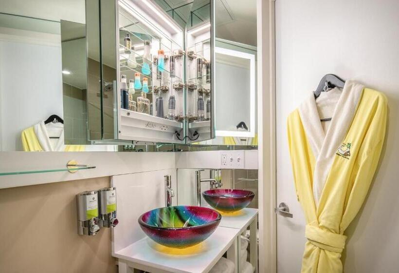 테라스 스위트, Staypineapple, An Artful Hotel, Midtown New York