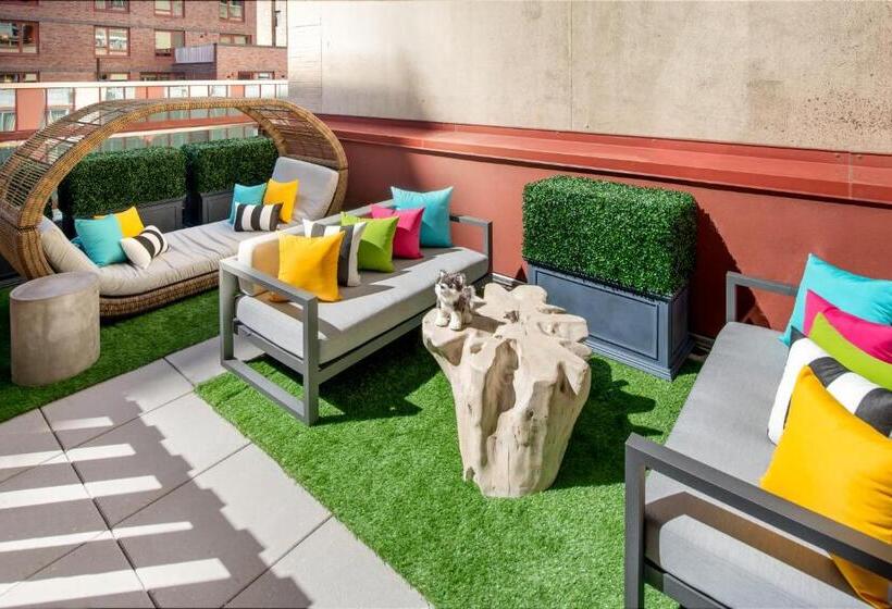 테라스 스위트, Staypineapple, An Artful Hotel, Midtown New York
